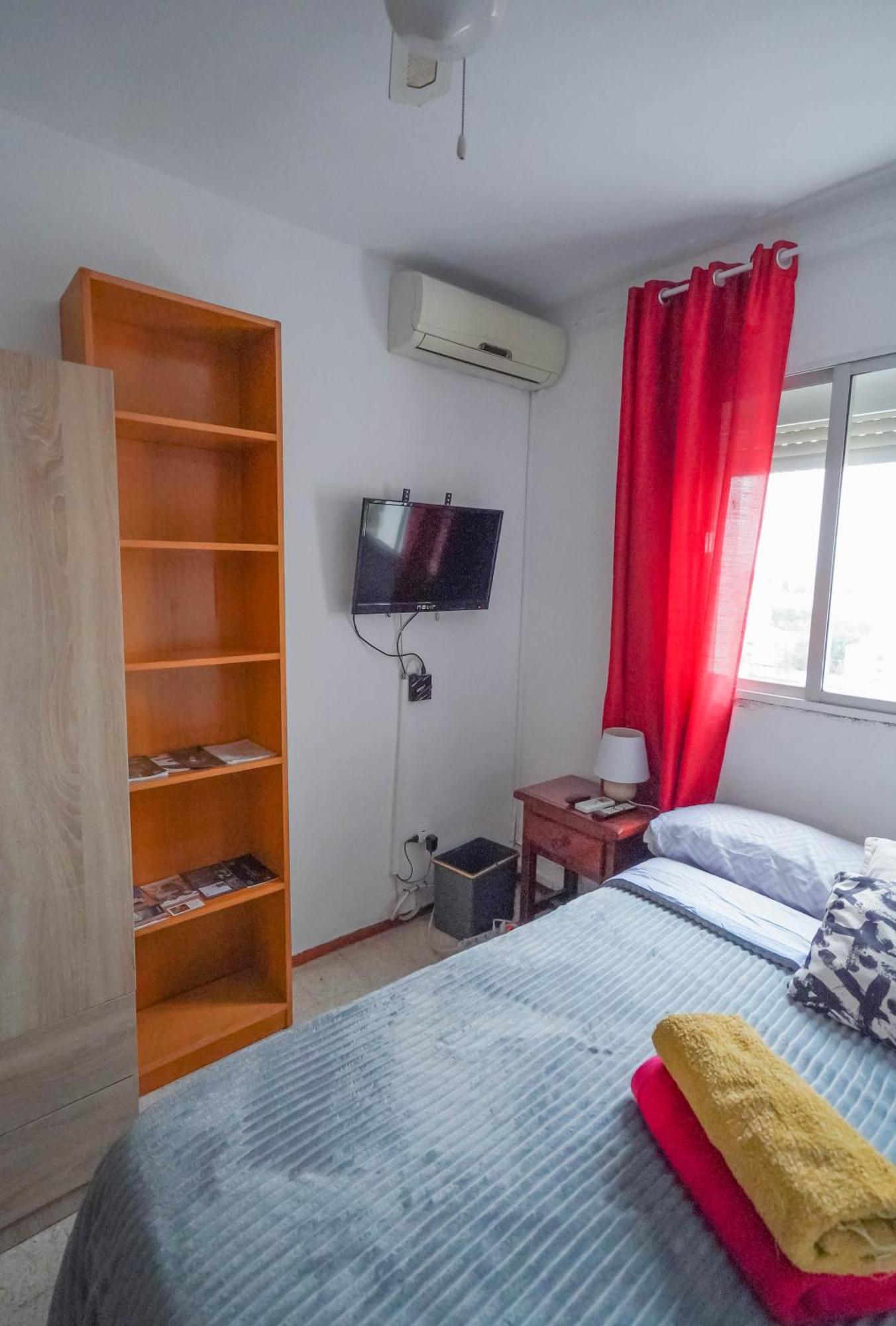 Habitaciones Privadas Con Cama Doble En Sevilla Bagian luar foto