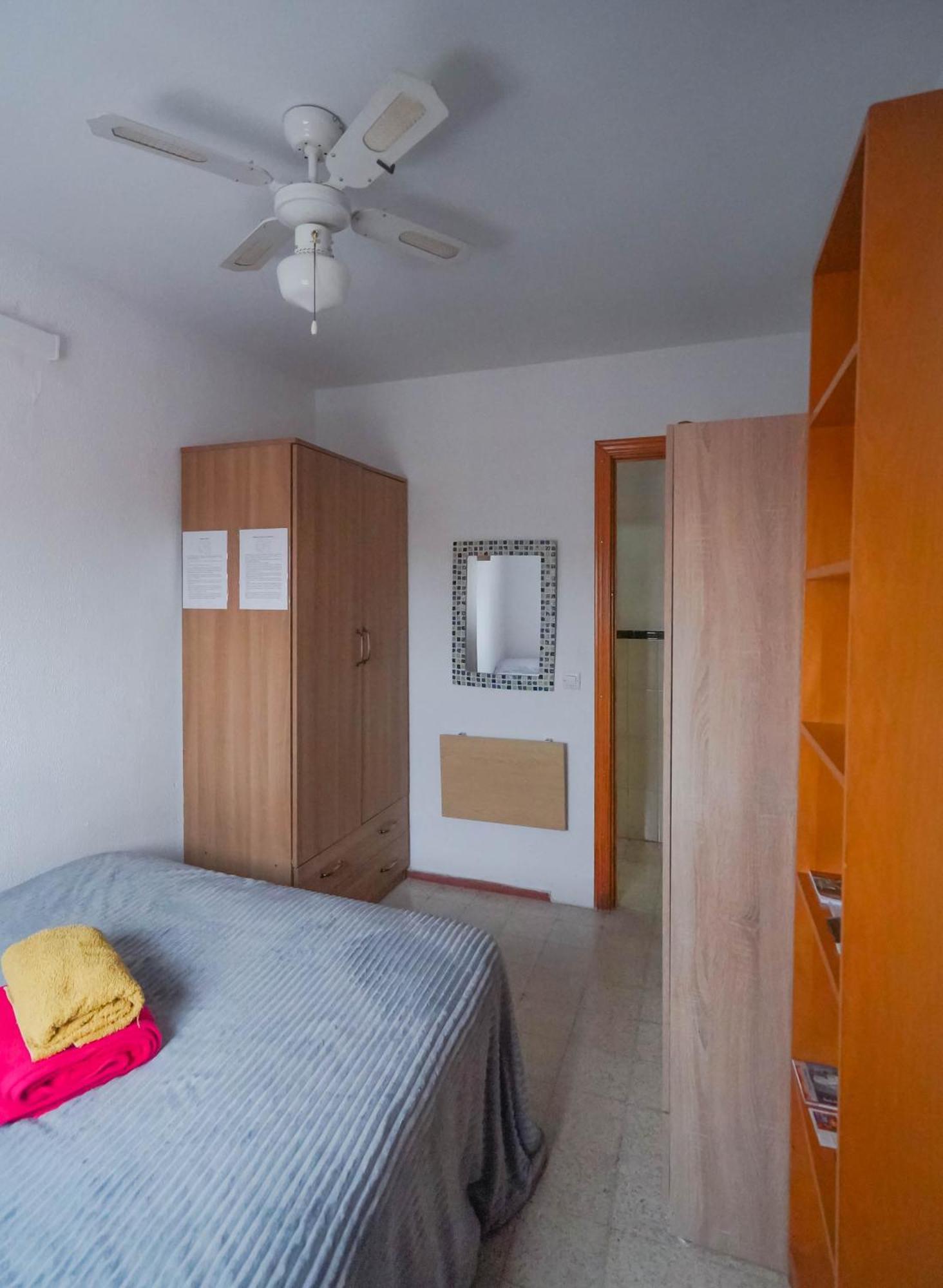 Habitaciones Privadas Con Cama Doble En Sevilla Bagian luar foto