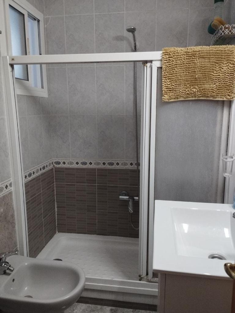 Habitaciones Privadas Con Cama Doble En Sevilla Bagian luar foto