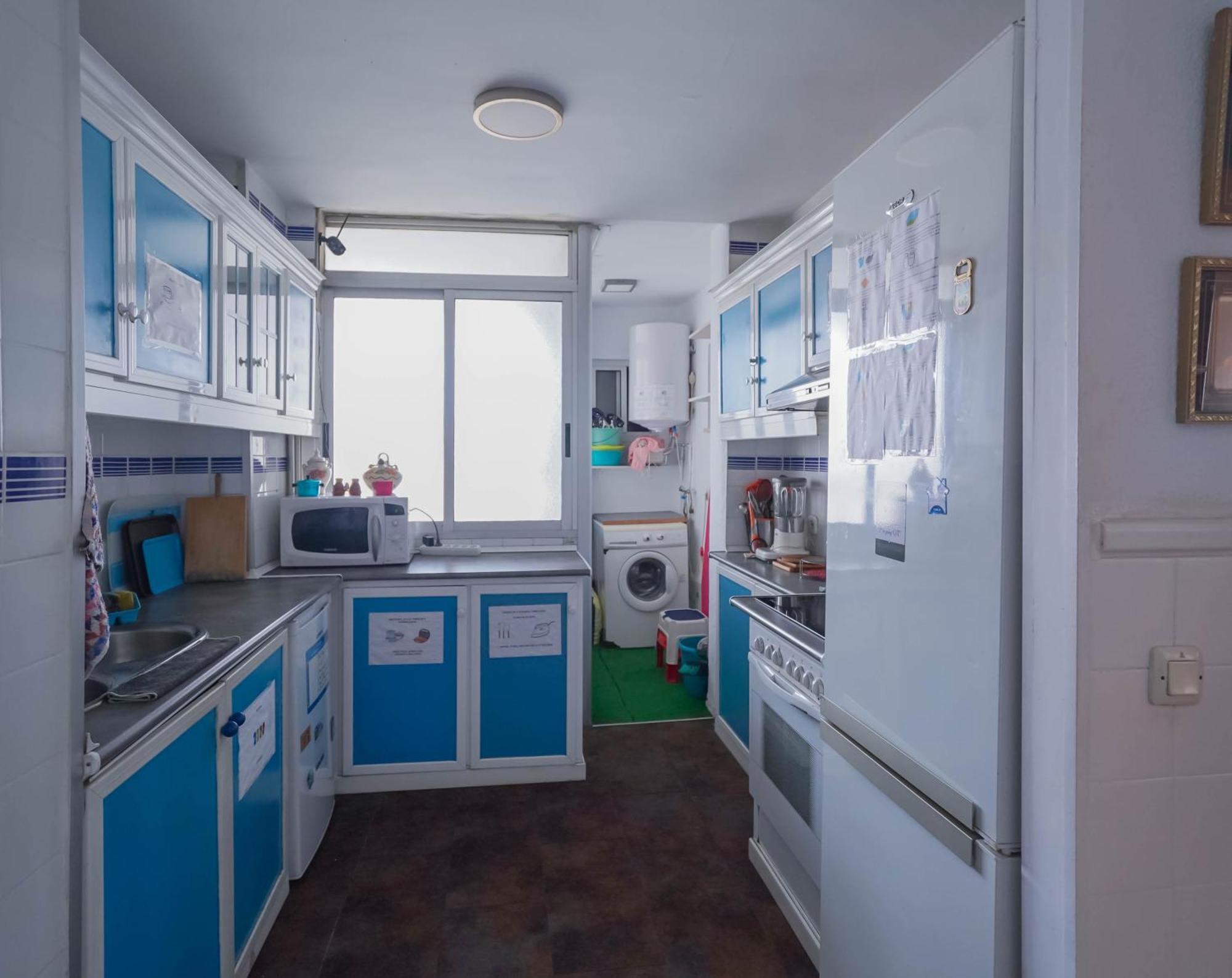 Habitaciones Privadas Con Cama Doble En Sevilla Bagian luar foto